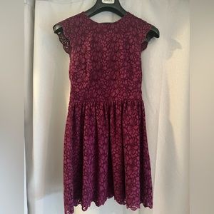 Aritzia Talula Belgravia lace dress size 4